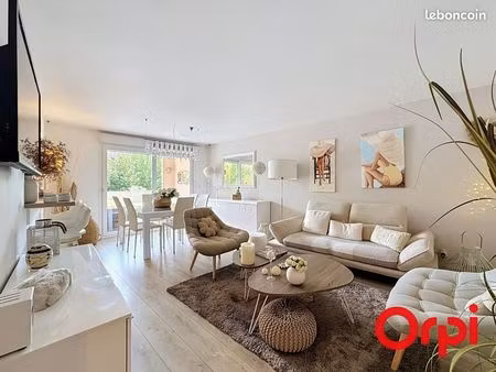 appartement 3 pièces 93 m²