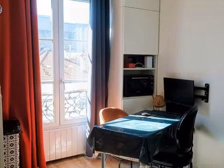 rare appartement 2 pieces parmentier république plein sud 22m² calme sans vis a vis