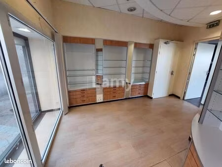 local commercial 55 m²