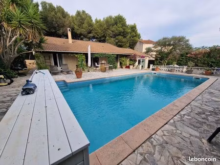 villa 4 pièces 114 m²