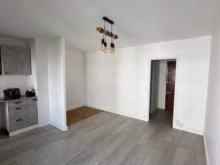 paris 19e – studio 27 m² – rue manin / buttes-chaumont