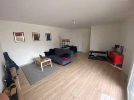location appartement 3 pièces à nantes (44000) : à louer 3 pièces / 68m² nantes