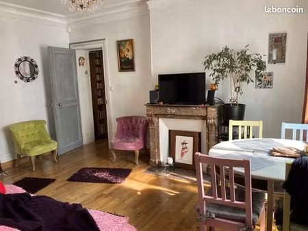 un 3 pièces où il fait bon vivre  à montmartre