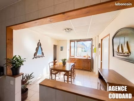 appartement 3 pièces 44 m²