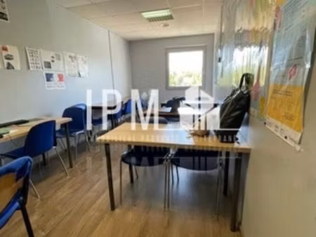 bureaux 64 m² aubagne