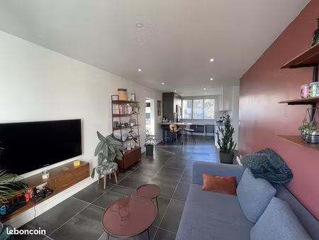bel appartement 3 pieces 60m2 proche du parc montjuzet