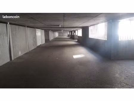 garage/box 20 m² lyon