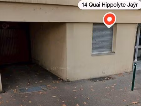 place de parking en sous sol