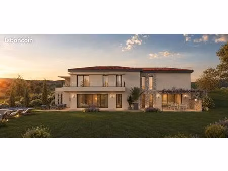 maison 5 pièces 160 m²