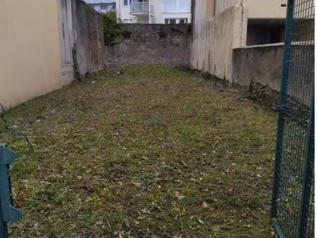 terrain pau centre ville