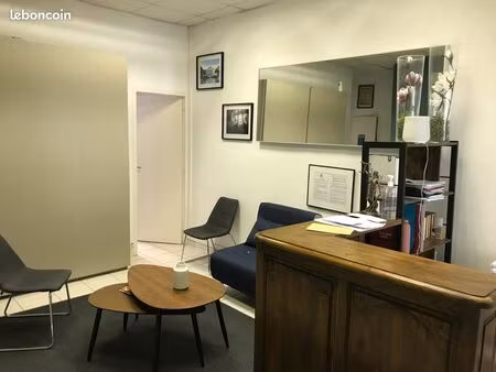 bureaux 72 m² – 99 rue de rome marseille 6e – 3 bureaux + accueil