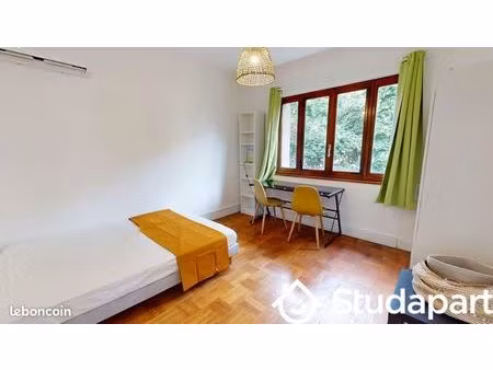 chambre 1 pièce 116 m²