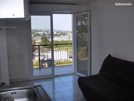 studio saint genis laval