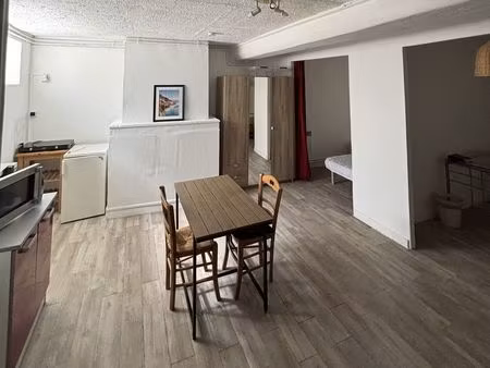 studio de 41m² entièrement meublé et équipé