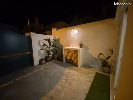 studio/ terrasse- location bail mobilité étudiant