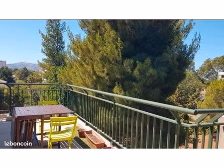 t3 dernier étage traversant