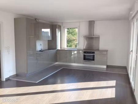 magnifique appartement 3/4 pièces récent vendenheim refait à neuf