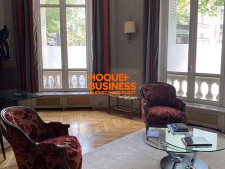 bureaux 180 m² paris