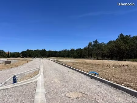 terrain 254 m² thuir