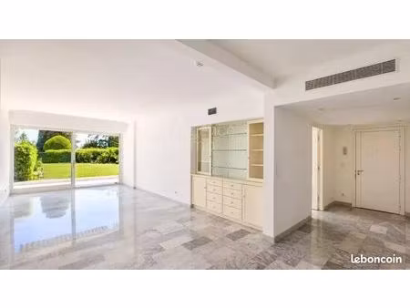 appartement 3 pièces 129 m²