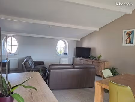 appartement duplex avec terrasse