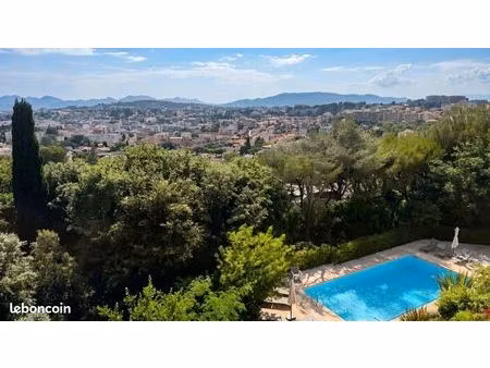 appartement 3 pièces 80 m²