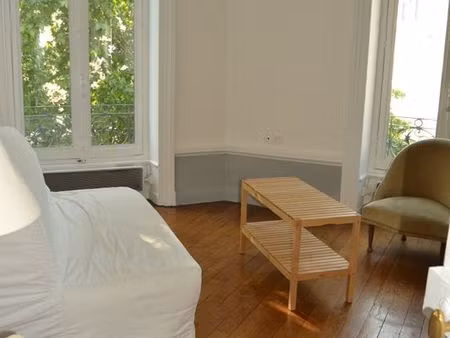 t2 meublé 61 m² – lyon 7 / jean macé | 4e étage ascenseur | dispo juillet