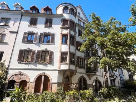 grand f4 rénové avec balcon - strasbourg