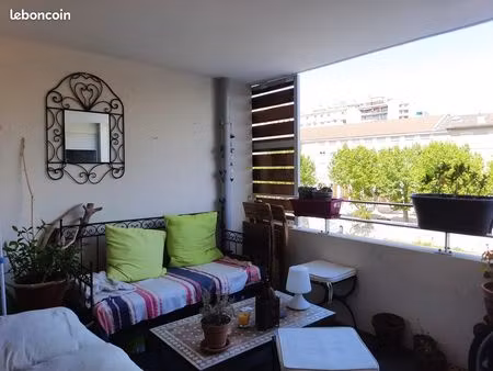 agréable t3 avec terrasse au coeur du camas