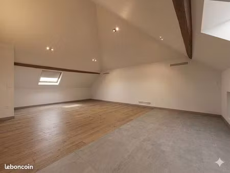appartement 3 pièces 64 m²