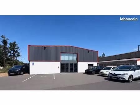 bureaux de 25 m² à louer – thiers – zone professionnelle calme