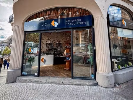 ⸻ cession droit au bail – local commercial 50 m² + réserve 15 m² – clermont-ferrand centre