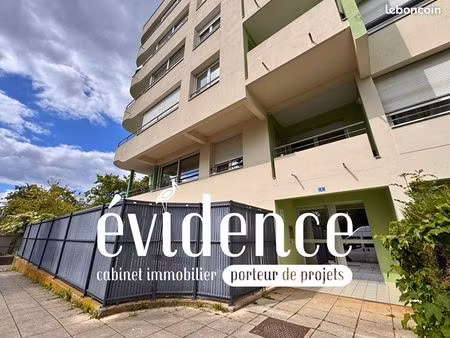 appartement 3 pièces 69 m²