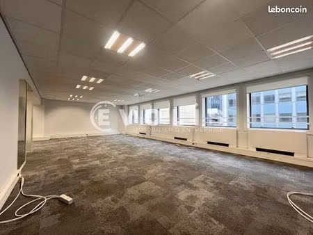 bureaux 1 103 m²