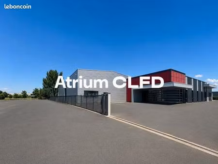 local d'activite 1604 m² clermont ferrand
