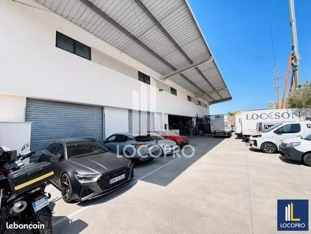 local d'activité 1 107 m²