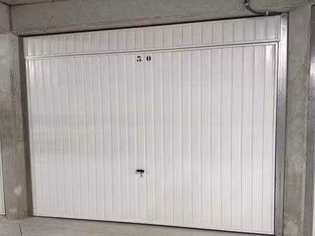 garage sécurisé à louer – centre colmar – porte automatique ◊?