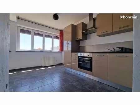 f2 33m² avec parking privatif et cave
