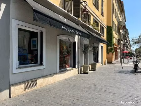 local commercial 400 m² nice