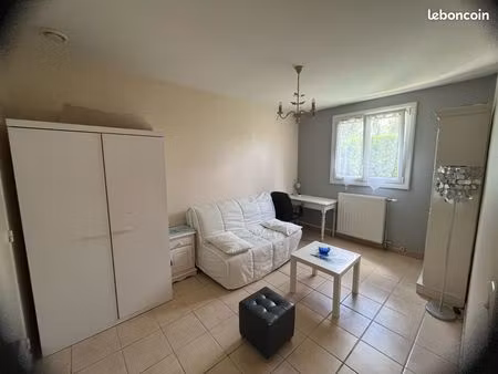 studio etudiant(e)