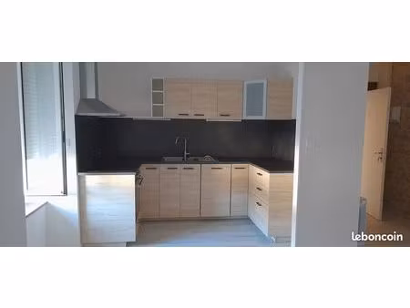 2 pièces - 55 m² - lure centre 70200