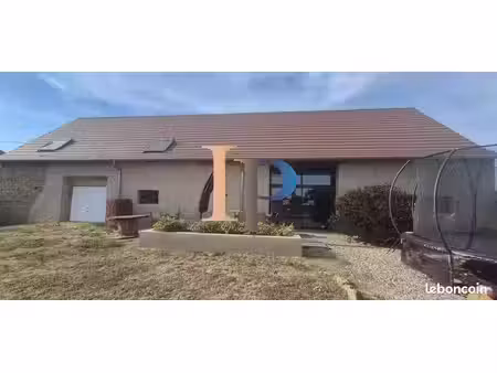longère 5 pièces 204 m²