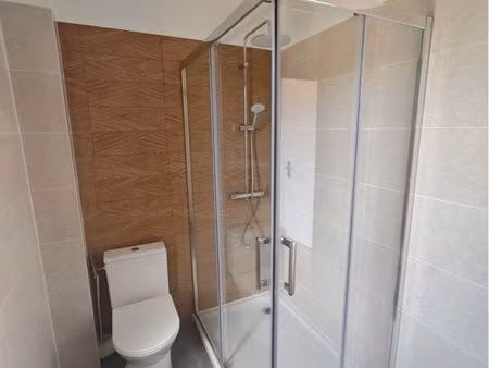 loue appartement f2 centre ville de prades