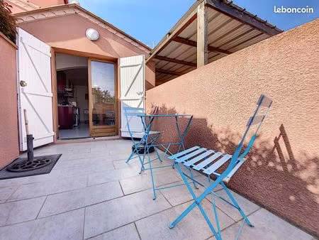 studio meublé avec terrasse à saint cyprien plage