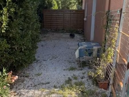 studio 1 pièce 30 m²