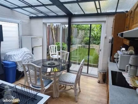 maison meublée 70m2 à louer à l’année avec jardin d’agrément