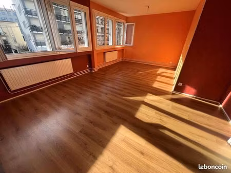 appartement 4 pièces 90 m²