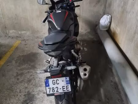 parking 2 roues résidence sécurisée paris 12
