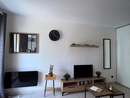 studio 1 pièce 26 m²