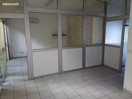 locaux de bureaux à vendre